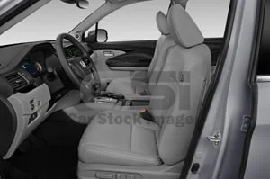 2021 Honda Pilot Touring 4 Door SUV Front seat